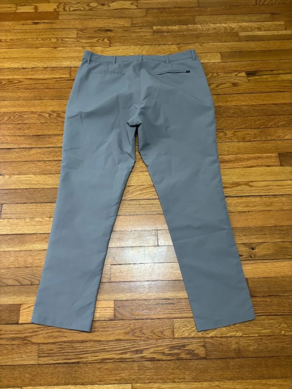 Banana Republic Mens Tech Chino Pants Size 40x32 Gray Lightweight Flat Front